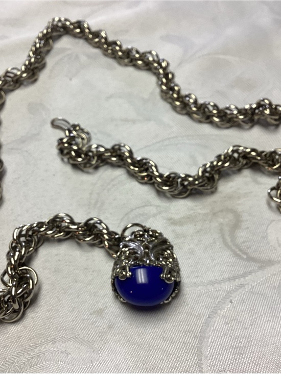 PAULINE RADER Accessories - PAULINE RADER. Silver Rope Chain Pendant Belt with Deep Blue Glass RARE 💙💙💙